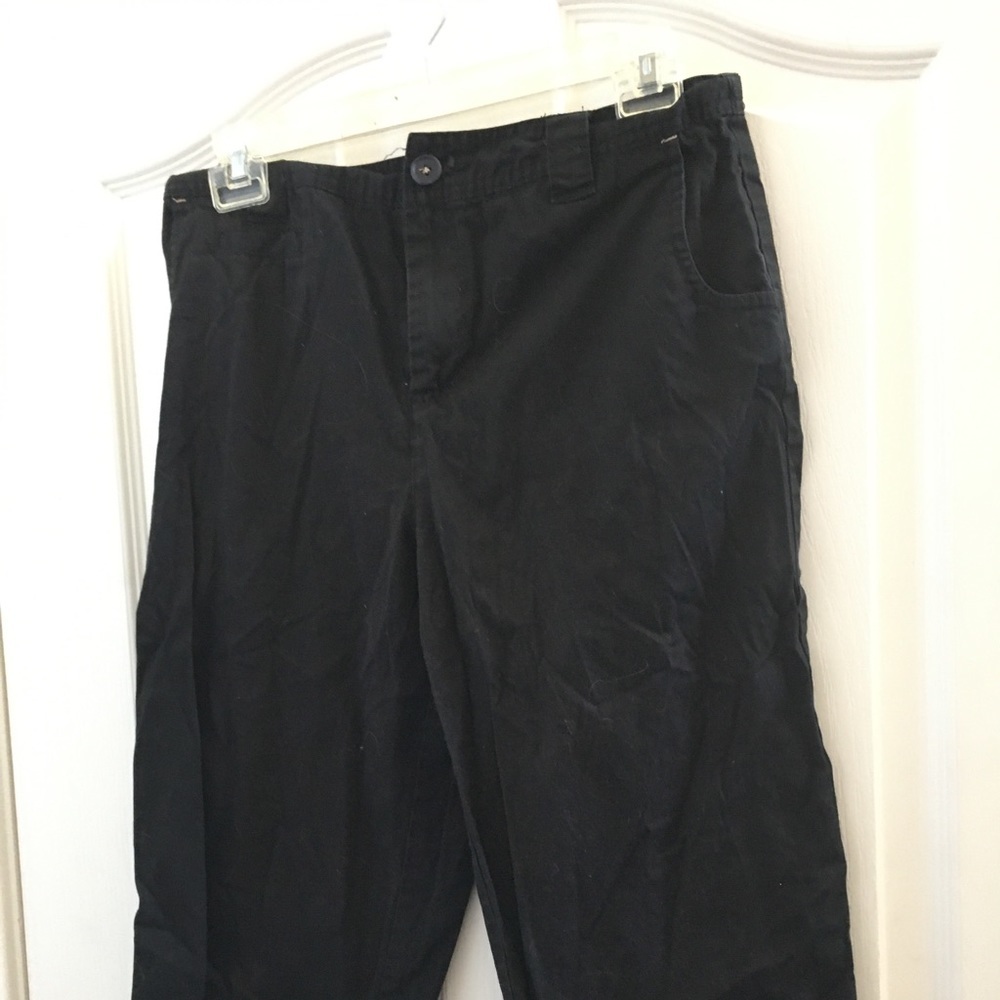 FINAL MARKDOWN Ladies white stag capris 6